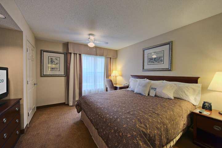 Homewood Suites By Hilton Windsor Locks Hartford Номер фото