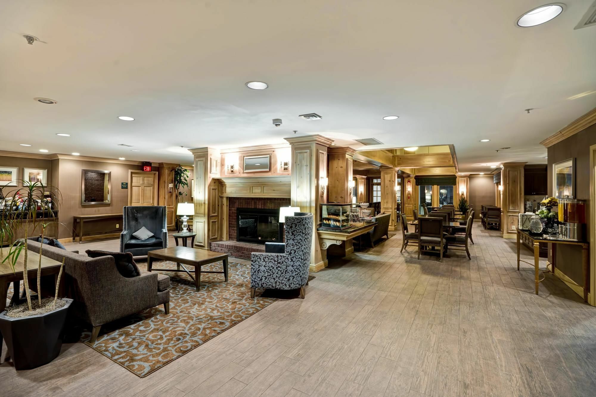 Homewood Suites By Hilton Windsor Locks Hartford Экстерьер фото